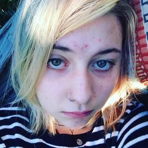 Meet your Posher, Lucy